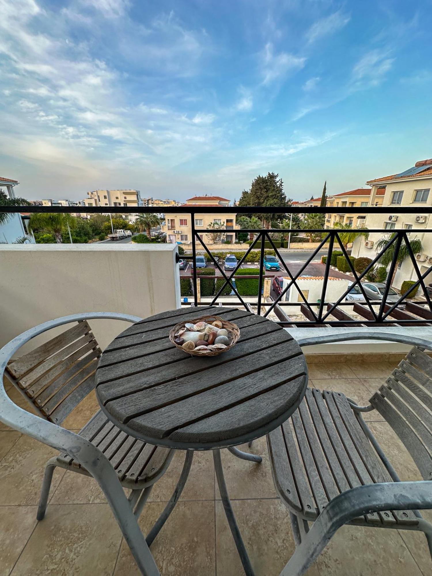 Nefeli Blue-Horizon 2B, Pool, Suites, Big Balconies Paphos Extérieur photo